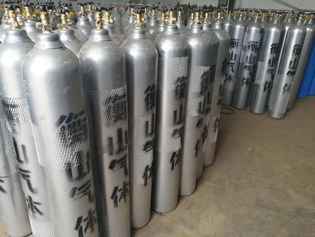 二氧化碳?xì)怏w通常用來做什么